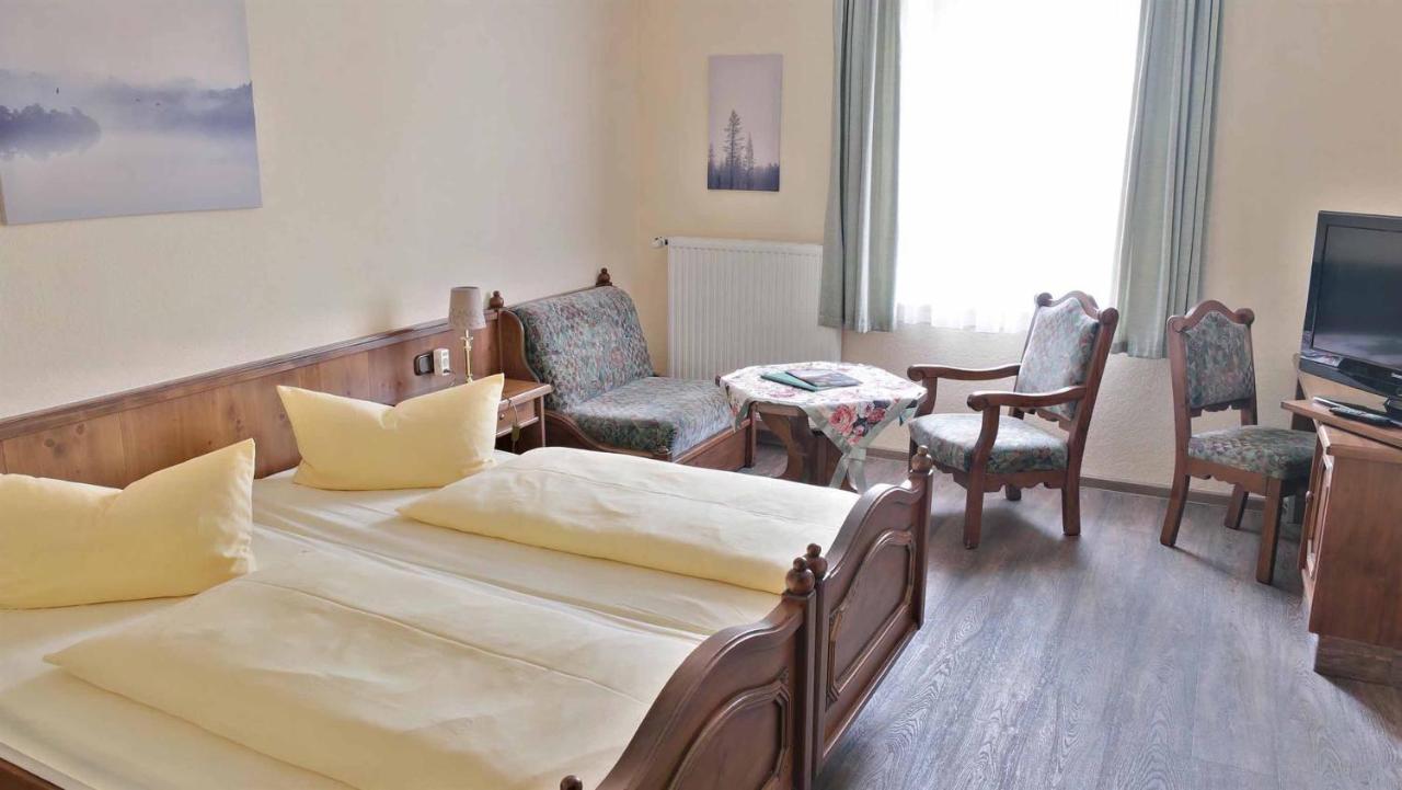 Hotel Und Restaurant Rittergut Kreipitzsch 나움부르크 외부 사진