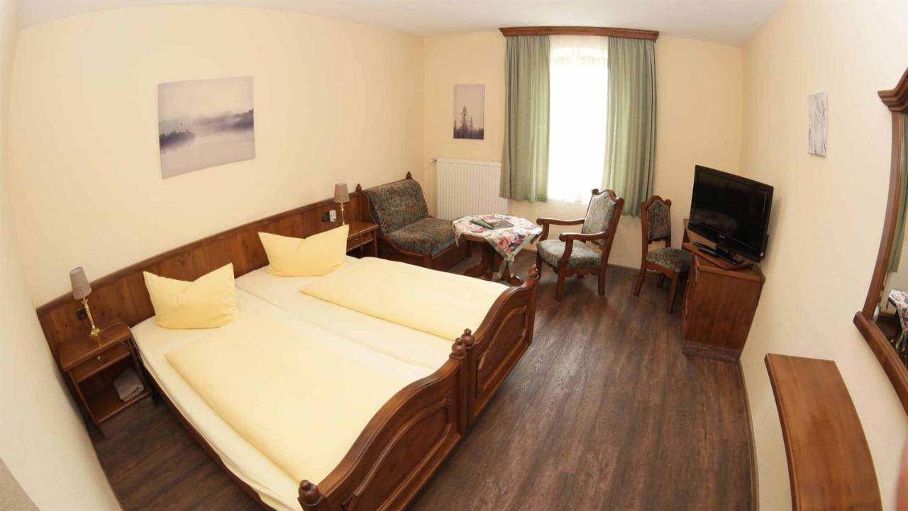 Hotel Und Restaurant Rittergut Kreipitzsch 나움부르크 외부 사진