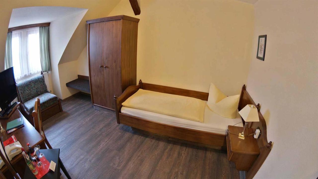 Hotel Und Restaurant Rittergut Kreipitzsch 나움부르크 외부 사진