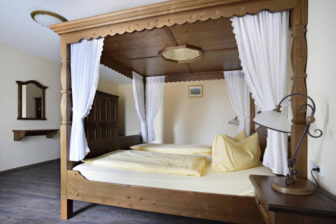 Hotel Und Restaurant Rittergut Kreipitzsch 나움부르크 외부 사진